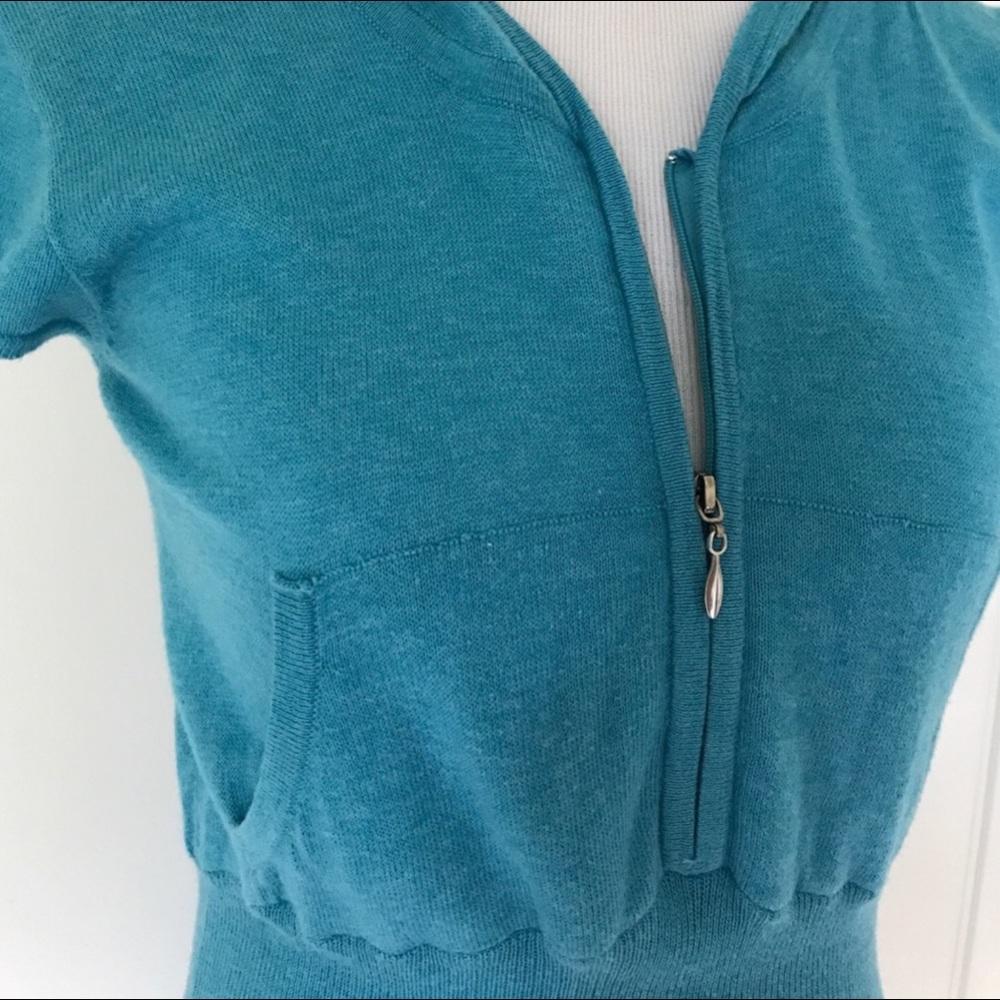 HOODIE SHORT SLEEVES. - Picture 2 of 7